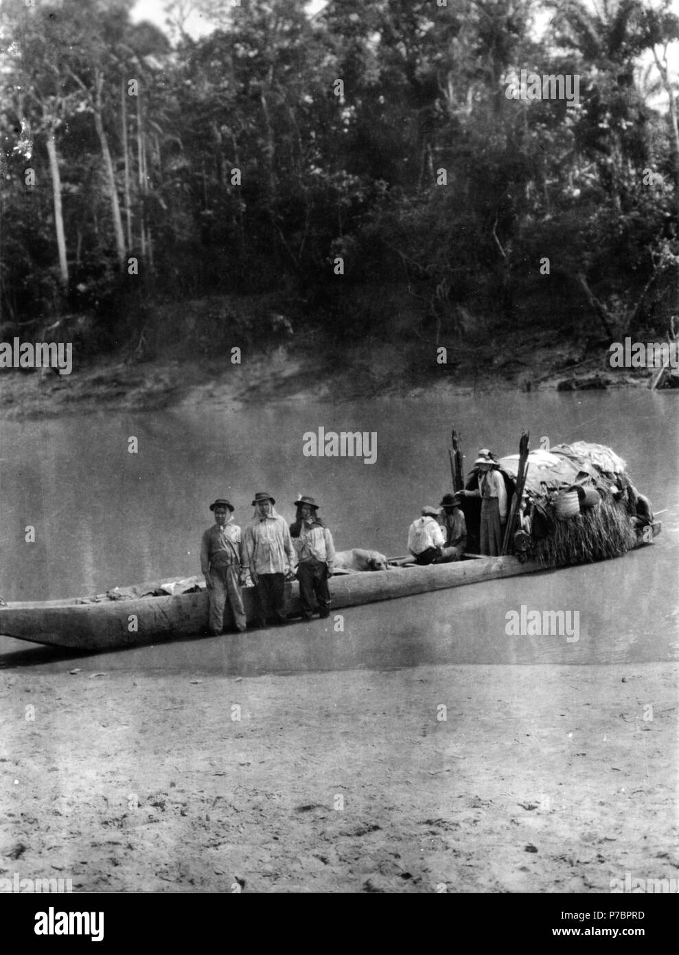 De 125 exp. färd uppför med Madidi cavina- indianerna chamaindianerna - till. SMVK - 005772 Banque D'Images