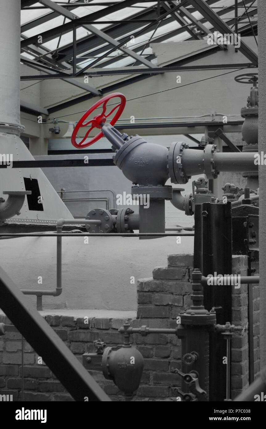 L'Hovden sardinerie est devenu le Monterey Bay Aquarium. Cette partie de la conserverie, la chaufferie, ont été retenus dans le cadre de l'aquarium Banque D'Images