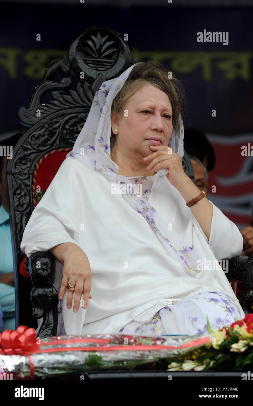 Dhaka, Bangladesh - 29 septembre 2013 : ex premier ministre du Bangladesh et le Bangladesh National Party (BNP) Président Begum Khaleda Zia. Elle a été la f Banque D'Images