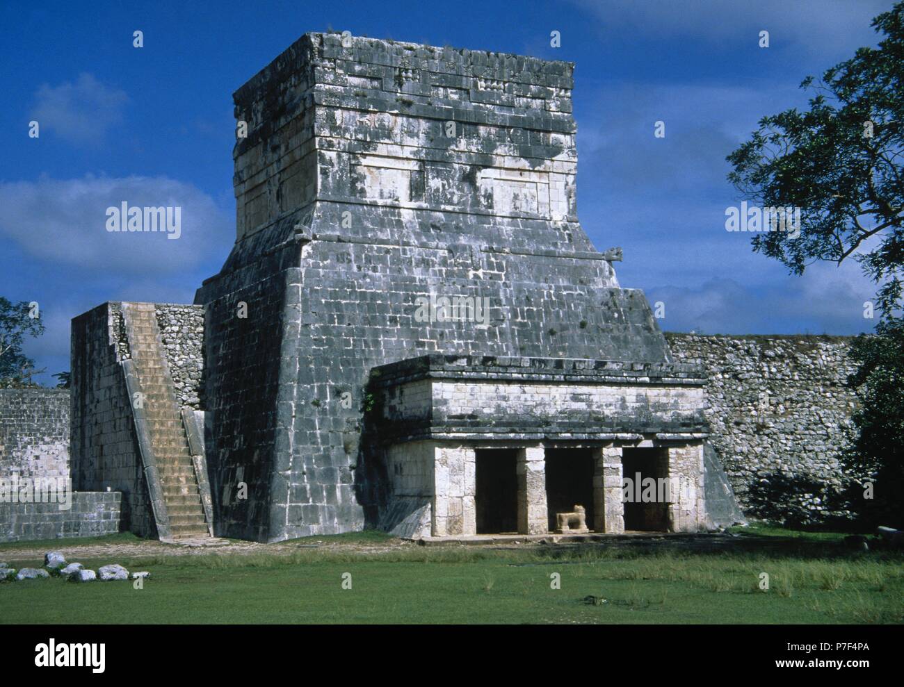 Le Mexique. Chichen Itza. Ville Maya. Temple du jaguar. Période classique. Yucatan. Banque D'Images