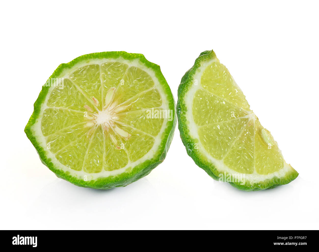 Lime Kaffir sur fond blanc Banque D'Images