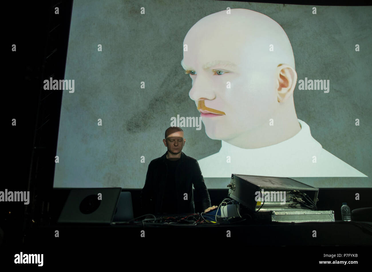 Madrid, Espagne. 5 juillet, 2018. Uwe Schmidt effectue à Madrid festival Veranos de la Villa comme Atom TM. Credit : Lora Grigorova/Alamy Live News Banque D'Images