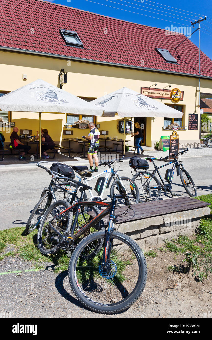 Rožmberská hospůdka, Stará Hlína,:Čechy, Česká republika / Rozmberk pub, Stara Hlina, village du sud de la Bohême, République Tchèque Banque D'Images