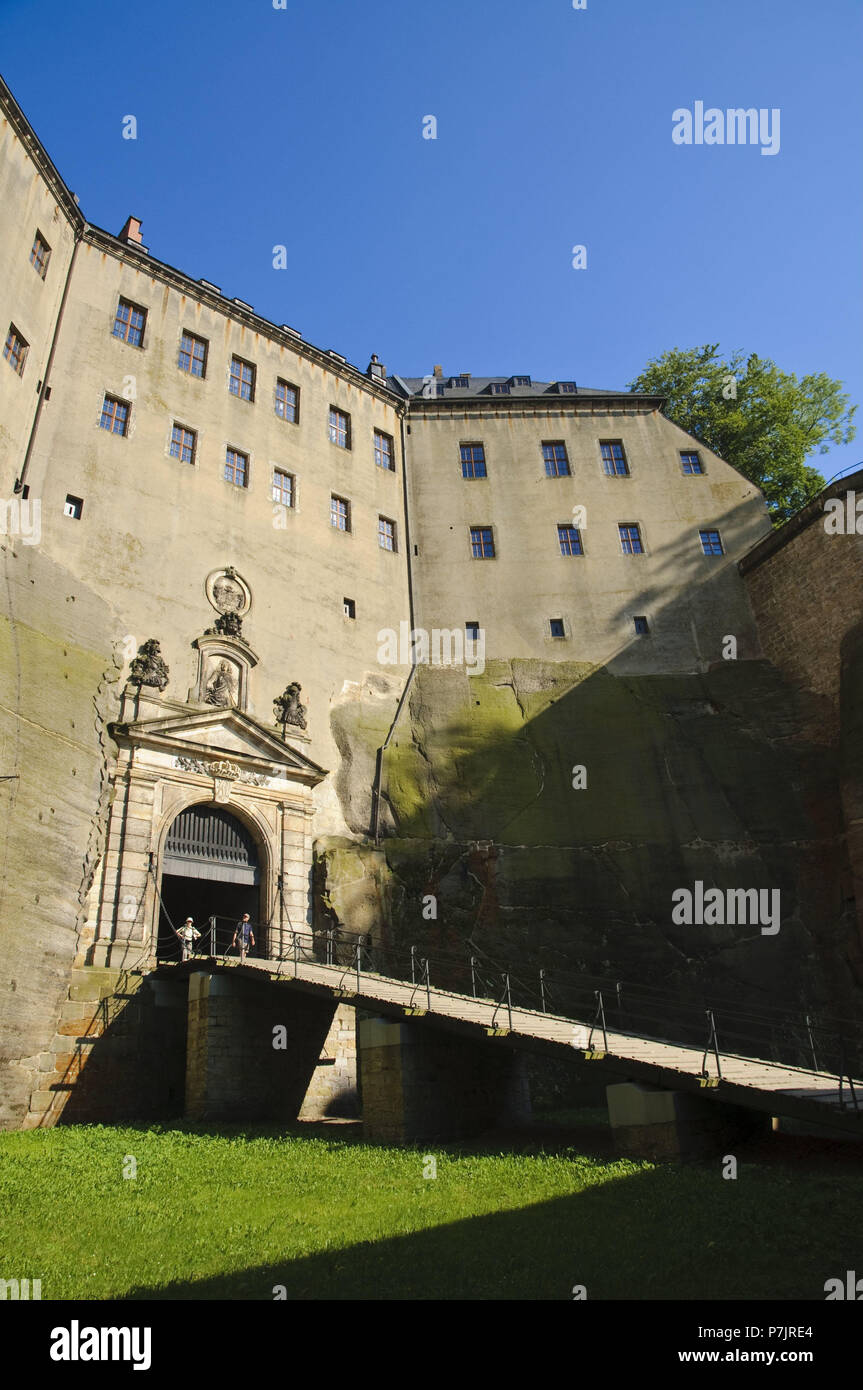 L'Allemagne, des montagnes de grès de l'Elbe, forteresse de Königstein, entrée privée, touristiques, Banque D'Images