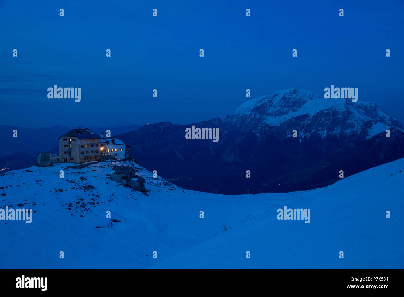 L'humeur du soir à Watzmannhaus, Alpes de Berchtesgaden, Upper Bavaria, Bavaria, Germany Banque D'Images