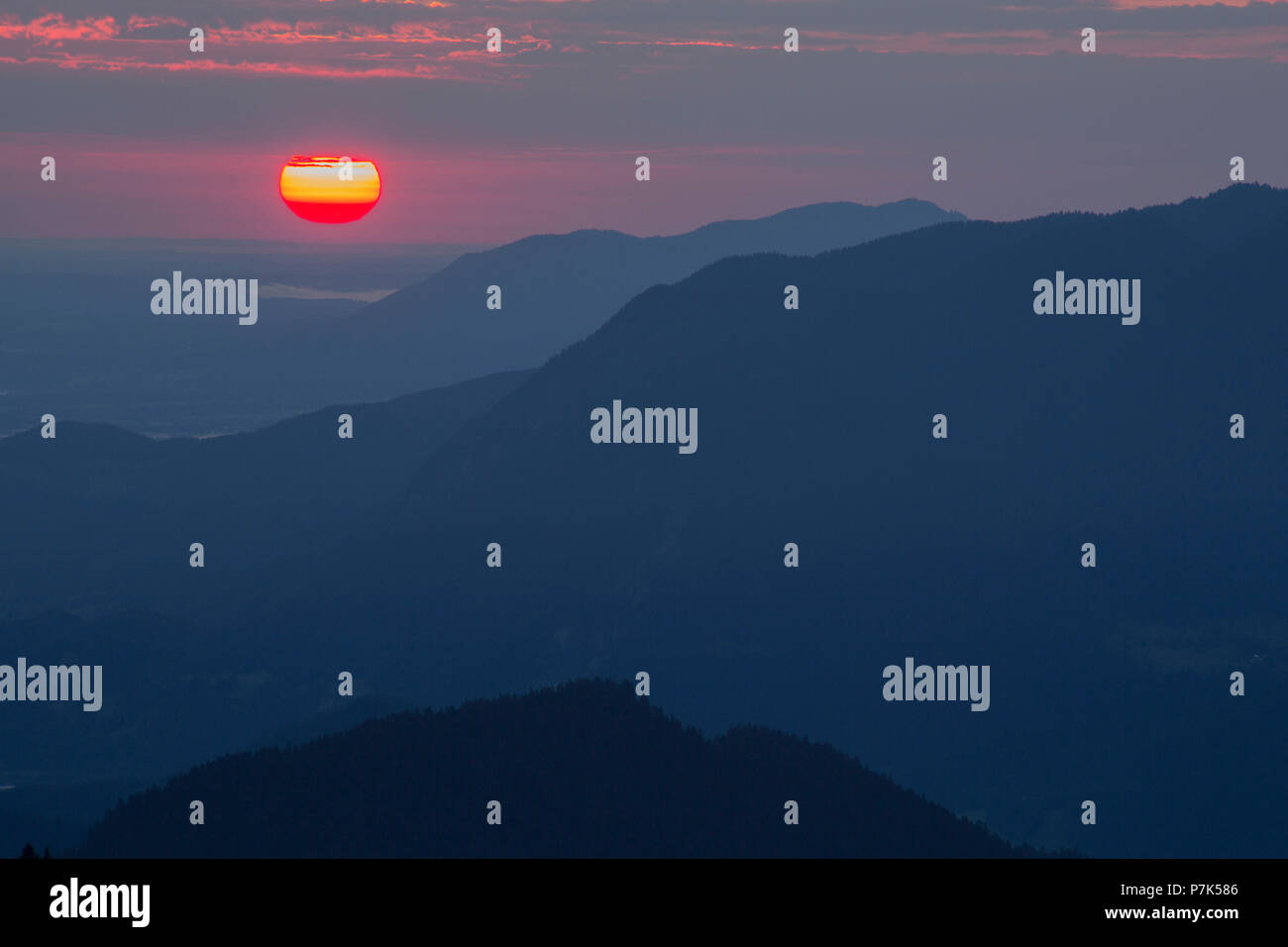 À la Hohe Ziegspitz au lever du soleil, Alpes, à proximité Garmisch, Haute-Bavière, Bavière, Allemagne Banque D'Images