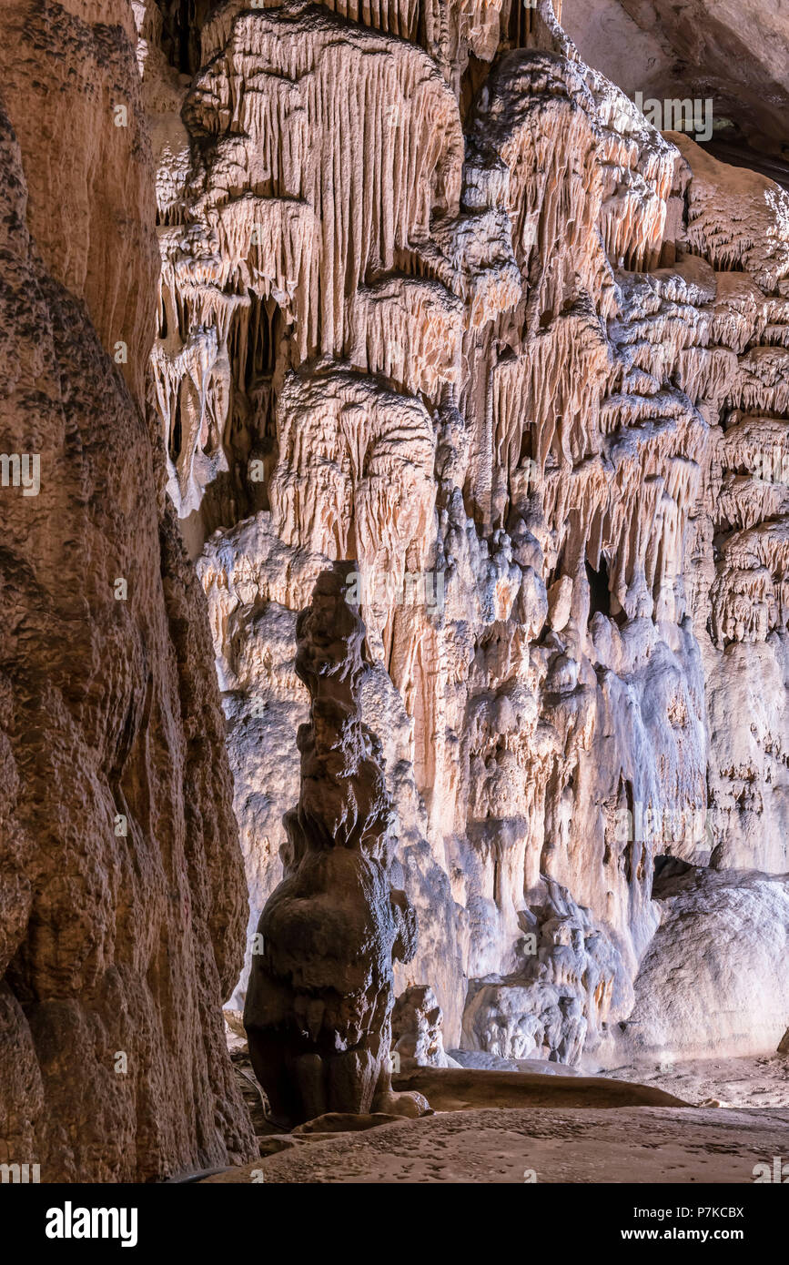 Saint-Marcel-d'Ardèche, Ardèche, France, La Grotte de Saint-Marcel-d'Ardèche sur l'Ardèche, Arrondissement de Privas Banque D'Images