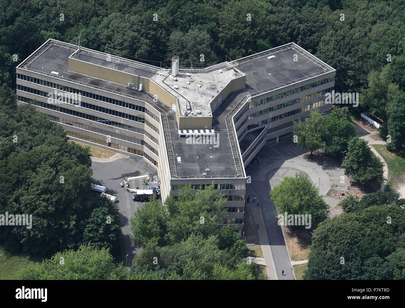 Brême, Allemagne. 15 Juin, 2018. Vue aérienne de l'Office allemand de la migration et des réfugiés (BAMF). Credit : Carmen Jaspersen/dpa/Alamy Live News Banque D'Images