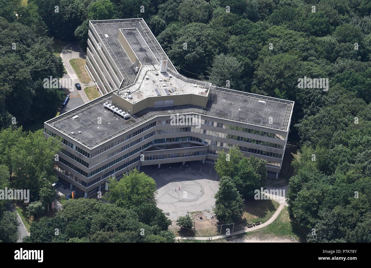 Brême, Allemagne. 15 Juin, 2018. Vue aérienne de l'Office allemand de la migration et des réfugiés (BAMF). Credit : Carmen Jaspersen/dpa/Alamy Live News Banque D'Images