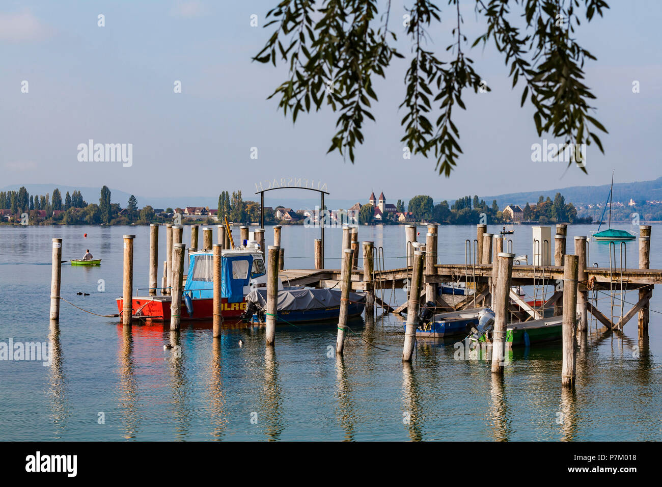 L'Allemagne, le Bade-Wurtemberg, le lac de Constance, Gnadensee, Allensbach, vue de l'île de Reichenau Banque D'Images