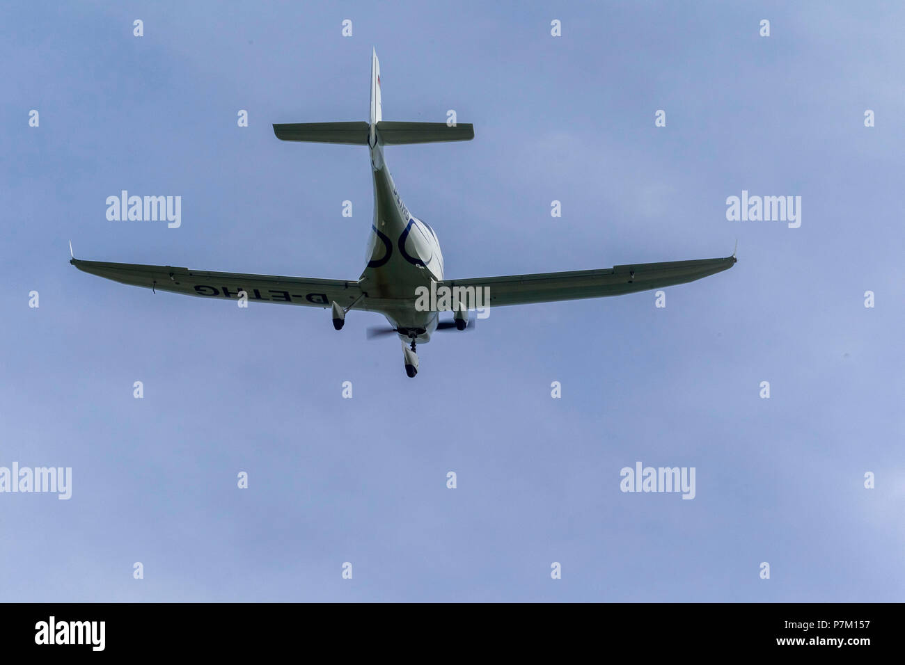 Photo aérienne, Hamm Aéroport, décollage d'un avion de sport, AQUILA, Hamm, Ruhr Banque D'Images