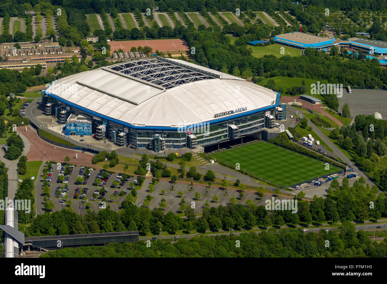 Veltins Arena avec l'écriture, du stade de Schalke, Gelsenkirchen, Gelsenkirchen-Buer, Ruhr Banque D'Images