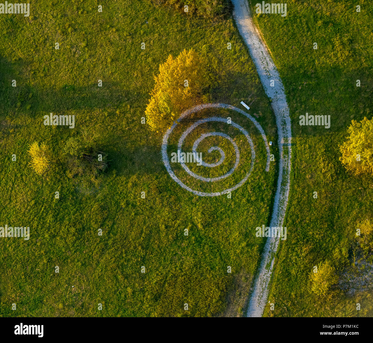 Chemin en forme de spirale, des carrières avec santé itinéraire, adventure tours, Geseke, au sud de la Westphalie, Rhénanie-Palatinat, Allemagne Banque D'Images