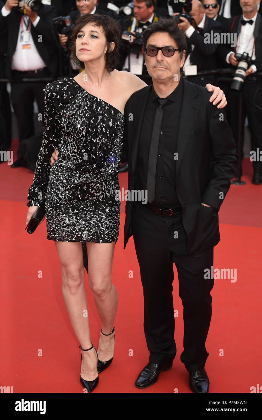 charlotte gainsbourg yvan attal cannes banque d image et photos alamy