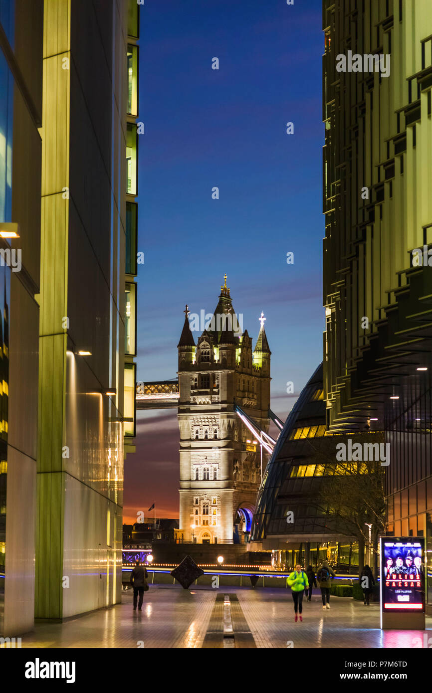 L'Angleterre, Londres, Southwark, London Bridge City, plus London Riverside Tower Bridge et bureaux Banque D'Images
