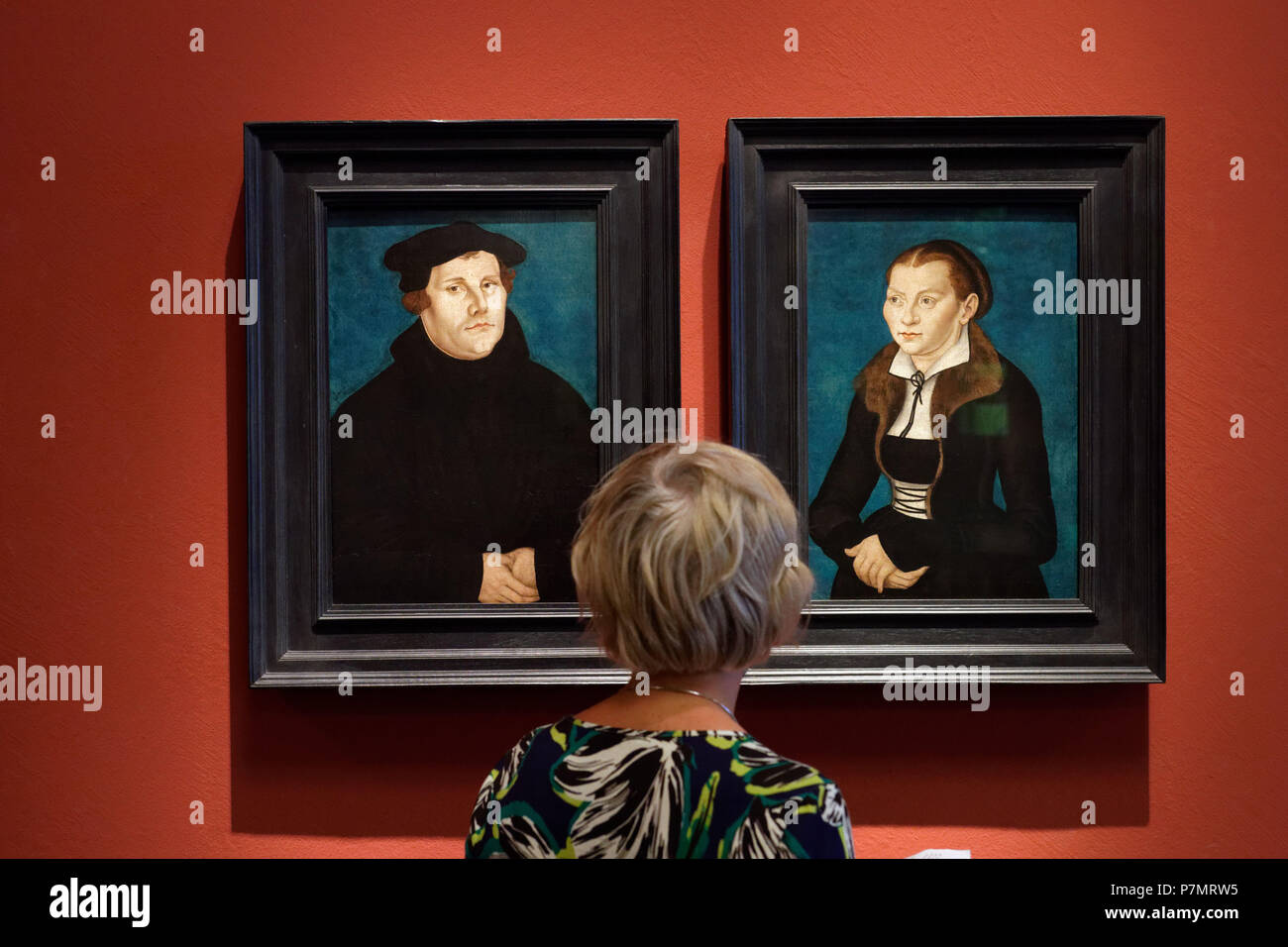 Allemagne, Berlin, Berlin, Unter den Linden, le Musée historique allemand (Deutsches Historisches Museum, DHM), créé à Berlin Ouest en 1987 dans un ancien Arsenal Prussien du début du 18ème siècle, Martin Luther et sa femme, Katharina von Bora, peintures de Lucas Cranach en 1529 Banque D'Images