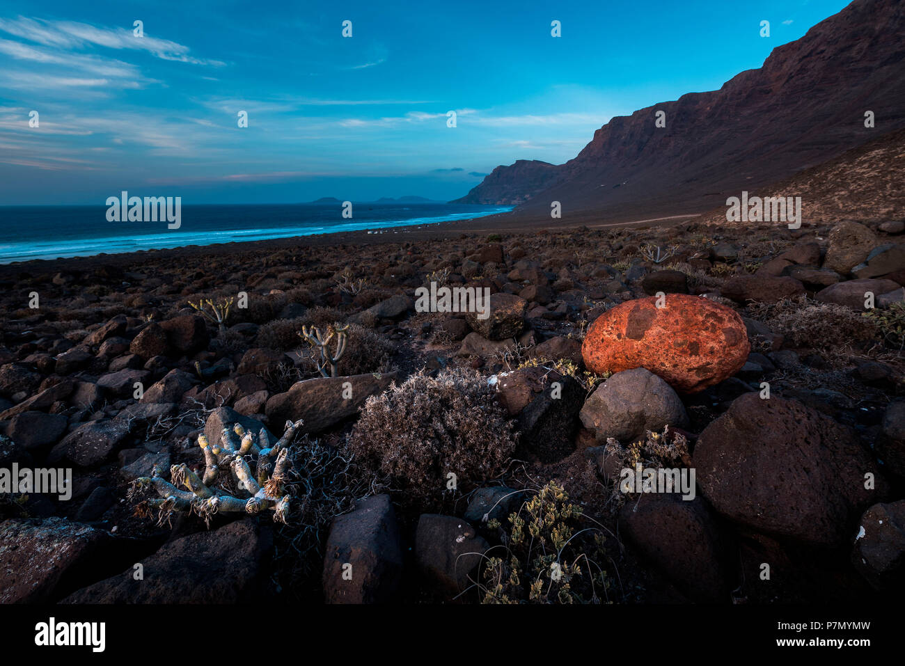 La plage de Famara, Lanzarote, Iles Canaries, Espagne, Europe Banque D'Images