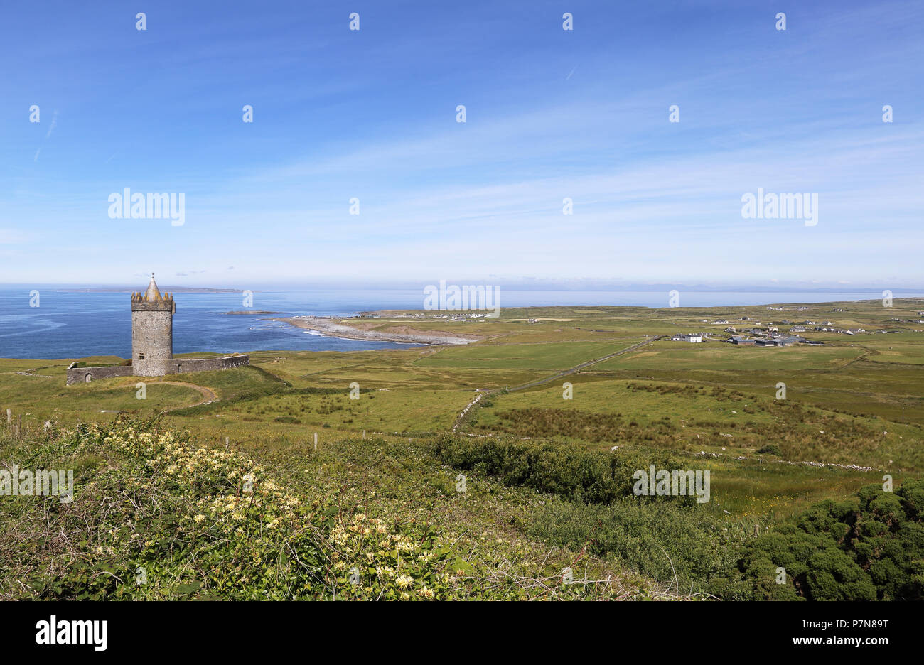 Le Château de Doonagore, comté de Clare, Irlande Banque D'Images