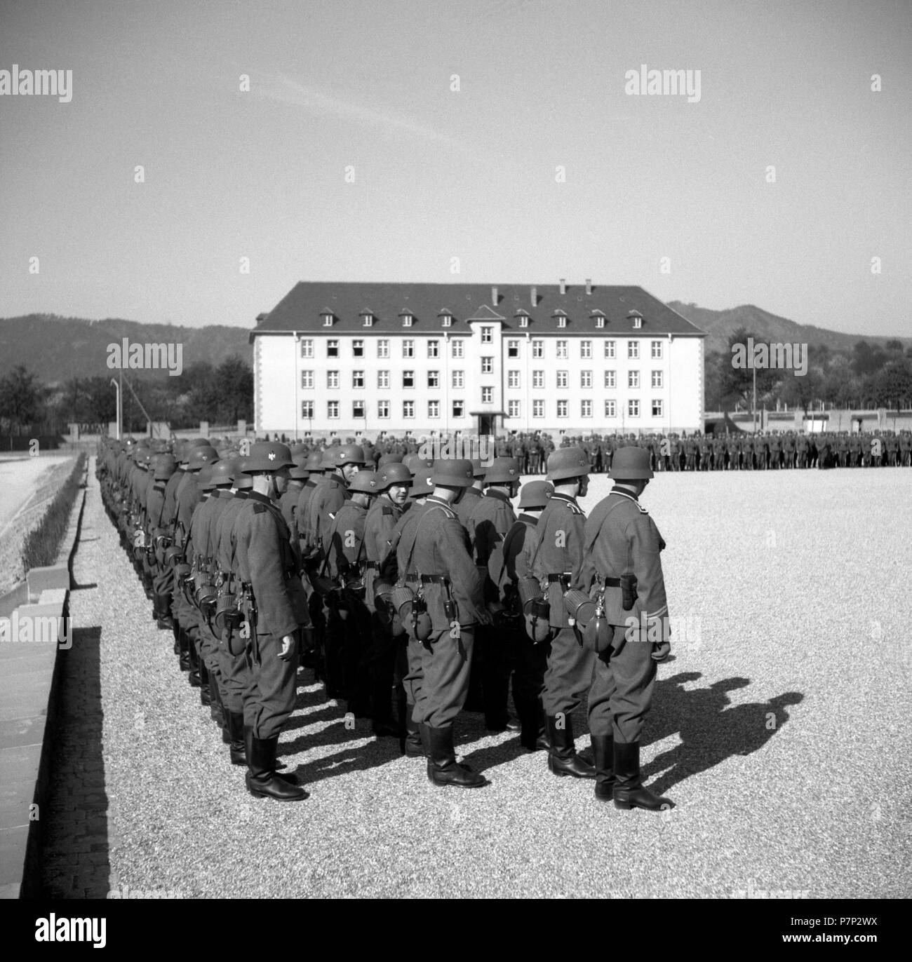Env. 1939,1941, la formation, la Wehrmacht légende originale : 1941 Bataillon, remise de Offenburg, Allemagne Banque D'Images