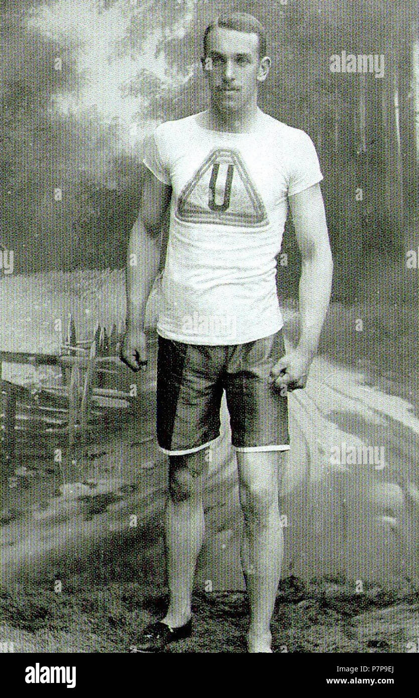 Anglais : George W. Easton (1883-1966), un homme d'affaires écossais, le footballeur et sportif, en 1909, le port d'Unitas Sports Club tenue. 1909 171 George W. Easton Banque D'Images