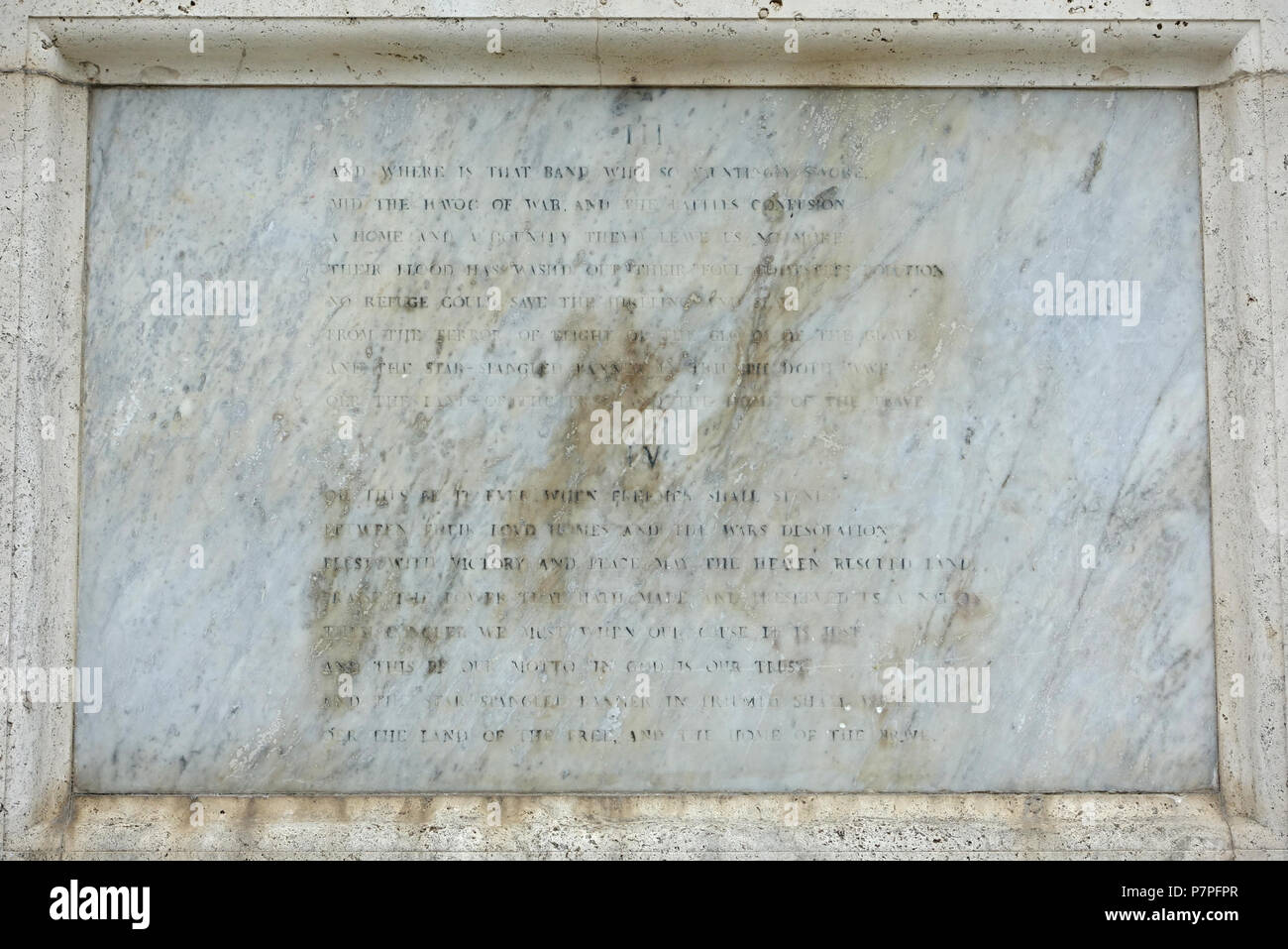 Anglais : Star Spangled Banner Monument - Le Golden Gate Park, San Francisco, Californie, USA. Mémorial à Francis Scott Key, conçu par William Wetmore Story, dévoilé en 1888. Cette oeuvre est dans le car l'artiste est mort il y a plus de 70 ans. 24 mai 2015, 17:55:31 354 Star Spangled Banner base Monument - Le Golden Gate Park, San Francisco, CA - DSC05306 Banque D'Images