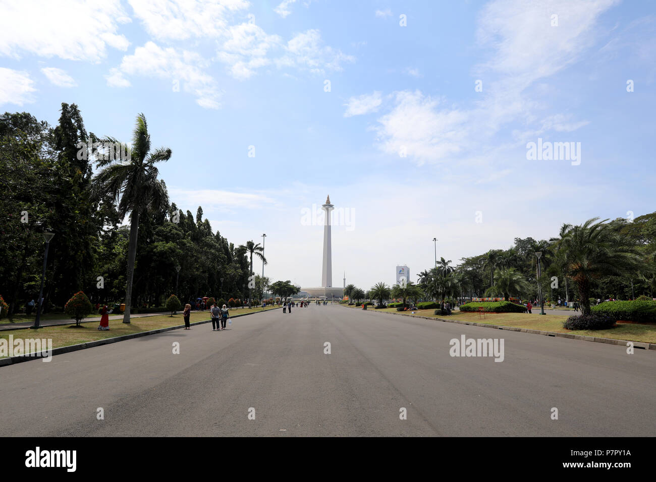 Jakarta, Indonésie - Juin 20, 2018 : Le Monument National en Merdeka Square dans le centre de la capitale indonésienne Jakarta Banque D'Images
