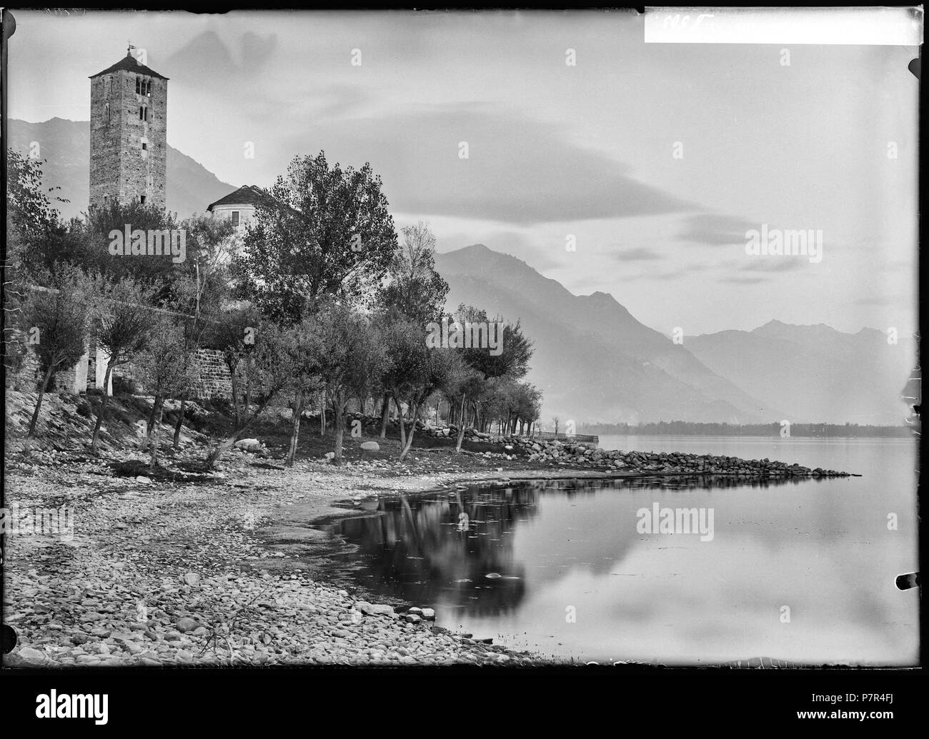 Locarno, paysage, paysage depuis le bord du lac Majeur. 1904 74 CH-NB - Locarno, paysage - Collection Max van Berchem - EAD-7150 Banque D'Images