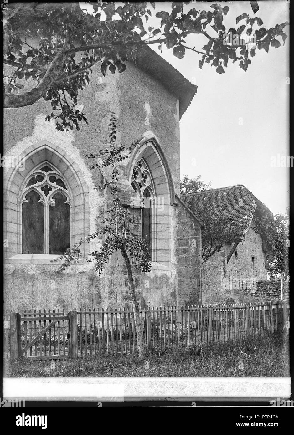 66 CH-NB - Aigle, Église, Fenêtre, vue partielle - Collection Max van Berchem - EAD-7164 Banque D'Images