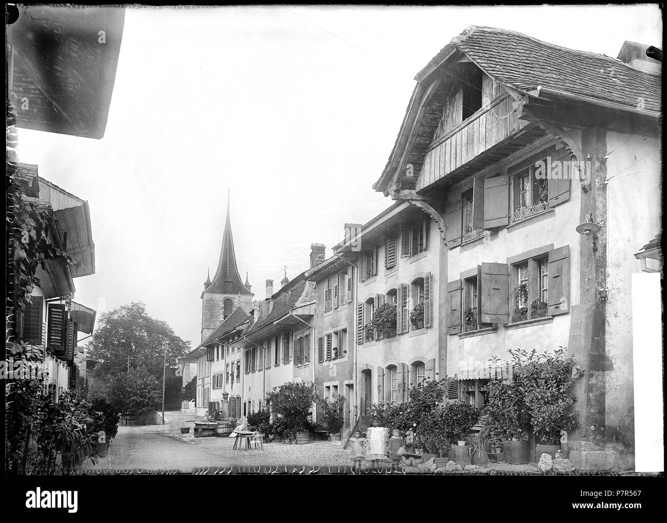 75 CH-NB - Morat, maison, façade, vue partielle - Collection Max van Berchem - EAD-9452 Banque D'Images