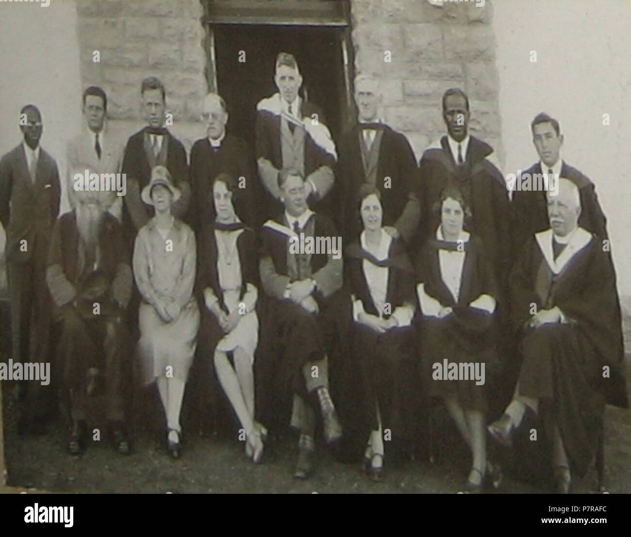 Anglais : Le personnel de la South African Native College (rebaptisé plus tard l'Université de Fort Hare), autour de 1930 . vers 1930 161 FortHareUnivStaff1930 Banque D'Images