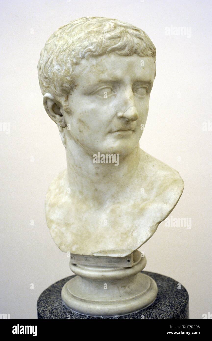 Tibère (42 BC-37). Empereur Romain. La dynastie des Julio-claudiens. Buste. 30 AD. Arhaeological National Museum. Naples. L'Italie. Banque D'Images