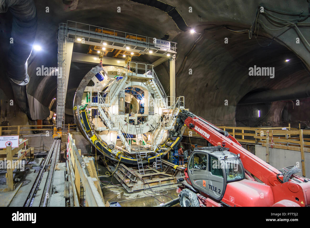 Spital am Semmering : assemblée des Tunnelbohrmaschine (tunnel boring machine) de l'entreprise Technologies NFM dans Semmering-Basistunnel (Base de Semmering Tunn Banque D'Images