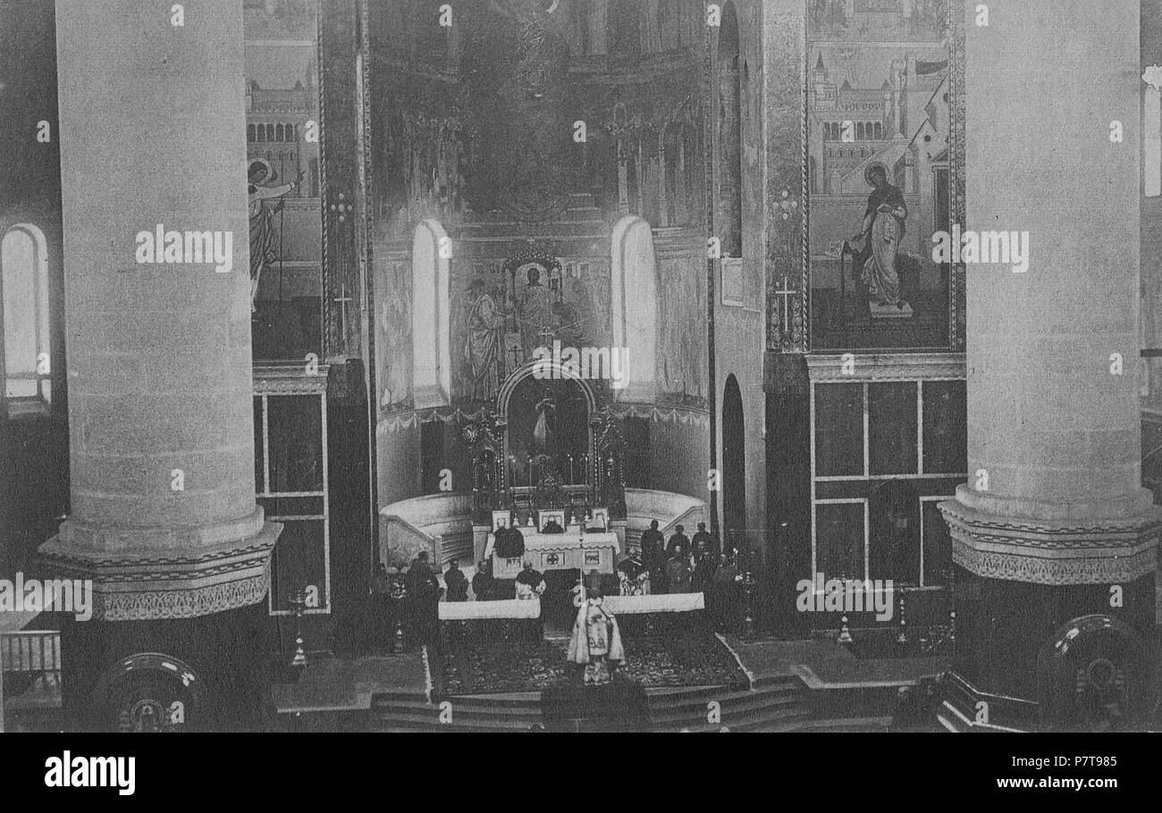 382 Przestrzeń otwarcia wojskowego kościoła soborze katolickiego w na placu Saskim Banque D'Images