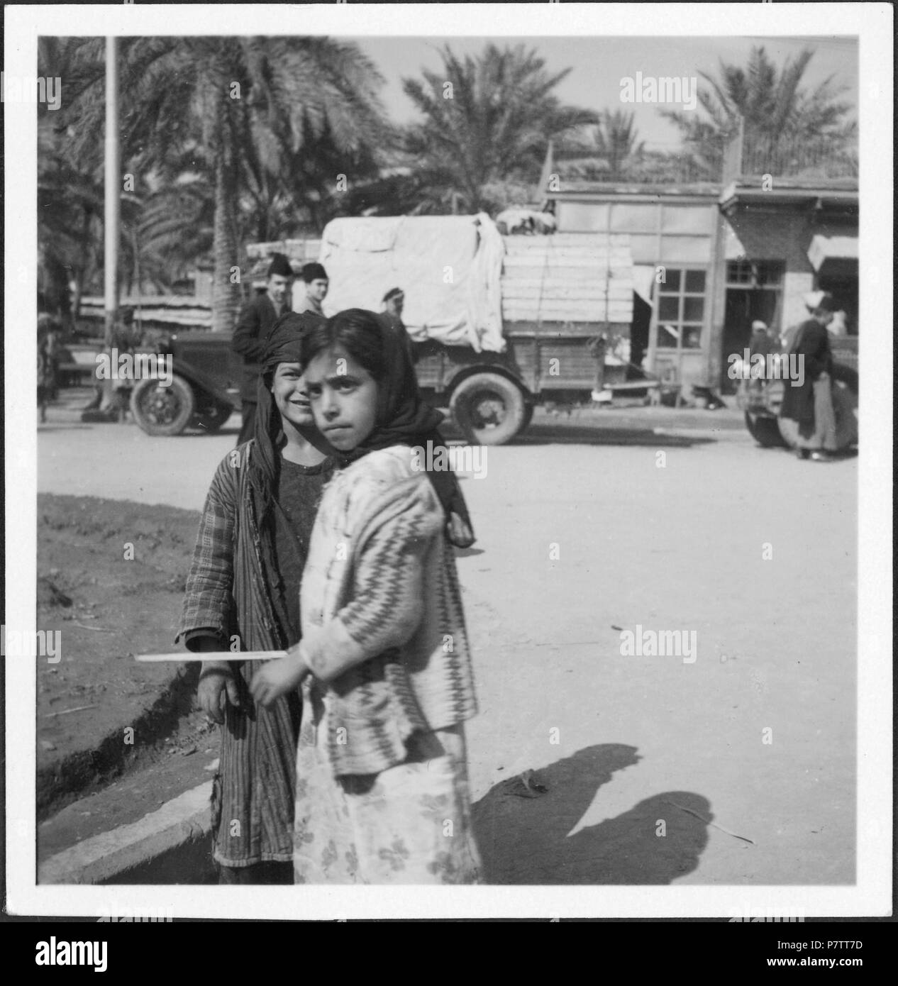 Irak : Strassenszene ; Kinder. à partir de 1933 jusqu'à 1934 73 CH-NB - Irak- Strassenszene - Annemarie Schwarzenbach - SLA-Schwarzenbach-A-5-03-108 Banque D'Images