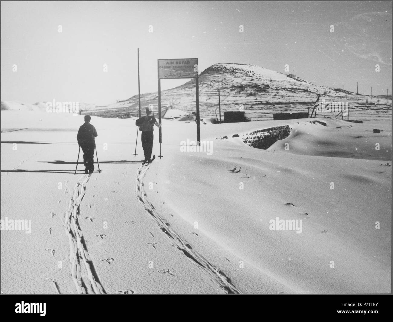 Liban, Ain Sofar : Skilaufen ; Skilaufen Schneelandschaft. à partir de 1933, jusqu'en 1934, 74 CH-NB - Liban, Ain Sofar- Skilaufen - Annemarie Schwarzenbach - SLA-Schwarzenbach-A-5-03-067 Banque D'Images