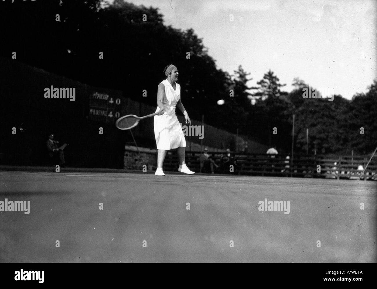 Anglais : joueur de tennis britannique Betty Nuthall (1911-1983) . 1932 42 Betty Nuthall Banque D'Images