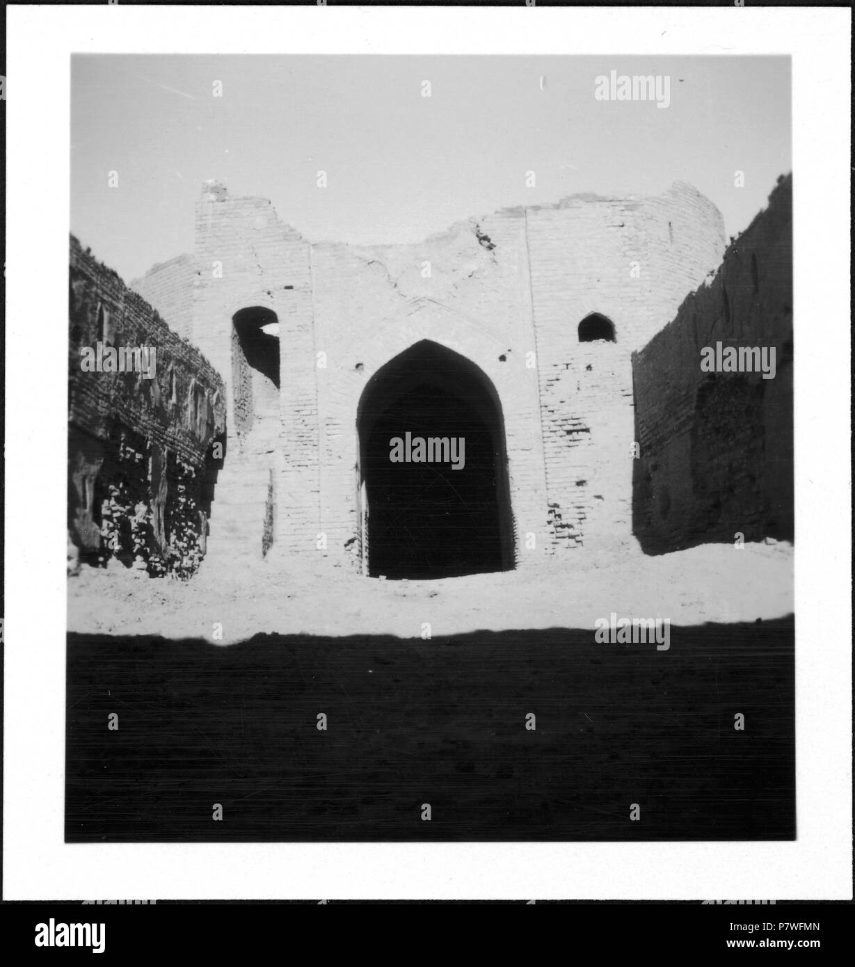 Irak, Bagdad (Bagdad) : Ruine ; Ruine. à partir de 1933 jusqu'à 1934 72 CH-NB - l'Irak, Bagdad (Bagdad)- Ruine - Annemarie Schwarzenbach - SLA-Schwarzenbach-A-5-03-241 Banque D'Images