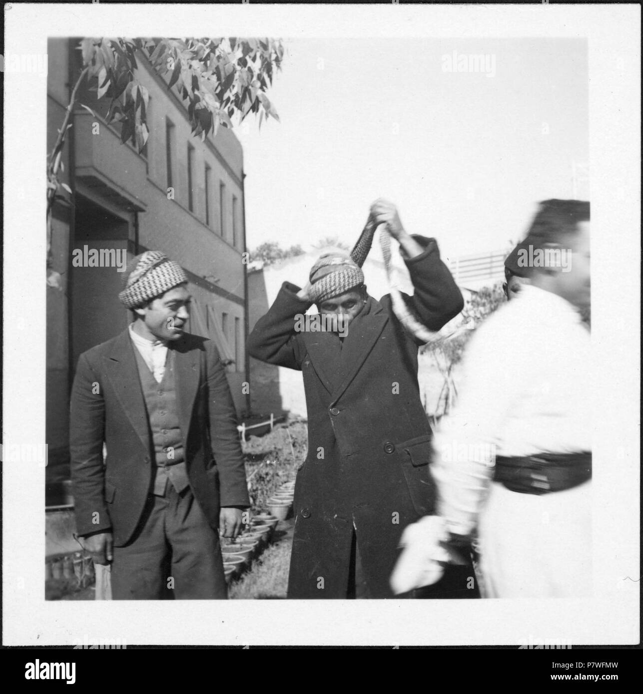 Irak, Bagdad (Bagdad) : Strassenszene ; Passanten. à partir de 1933 jusqu'à 1934 72 CH-NB - l'Irak, Bagdad (Bagdad)- Strassenszene - Annemarie Schwarzenbach - SLA-Schwarzenbach-A-5-03-231 Banque D'Images