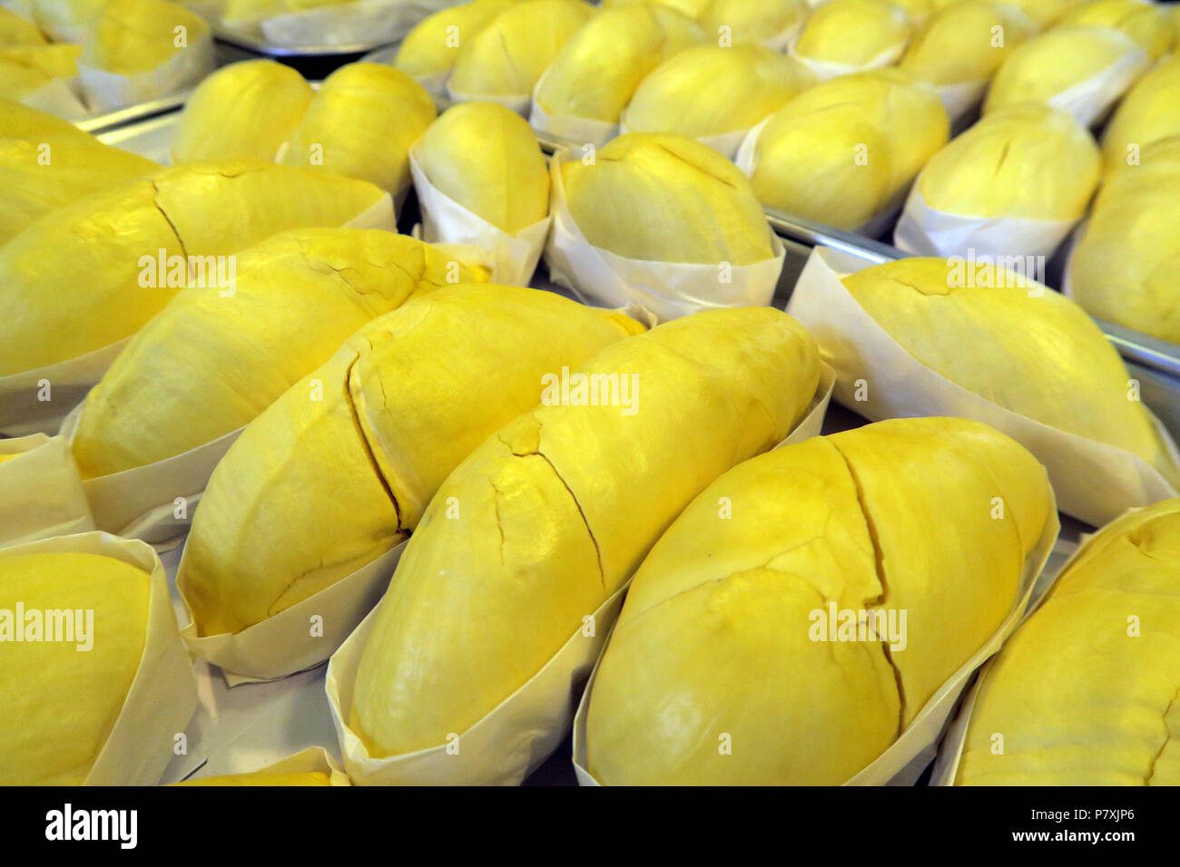 Durian à vendre, ou Tor Kor Market, Bangkok, Thaïlande Banque D'Images