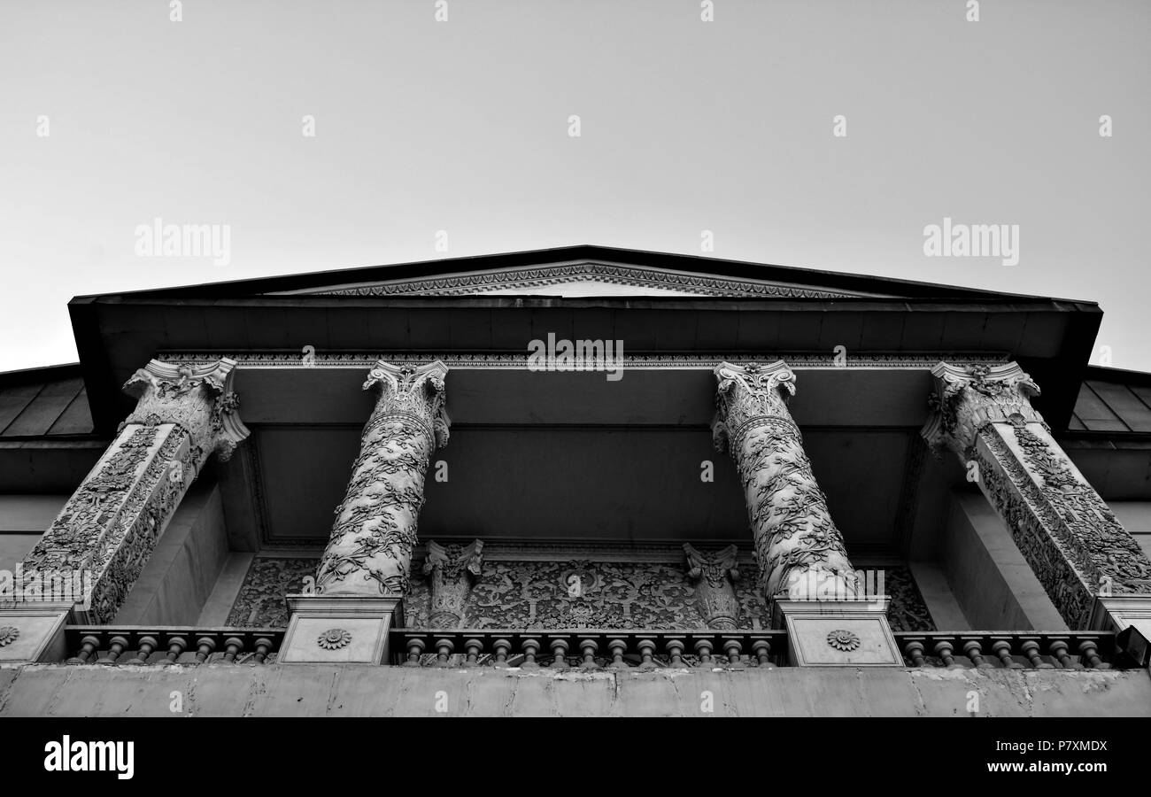 Une école d'art historique il Téhéran, Iran aujourd'hui, c'est musée d'art et cinéma , l'architecture influencée par la culture occidentale Banque D'Images