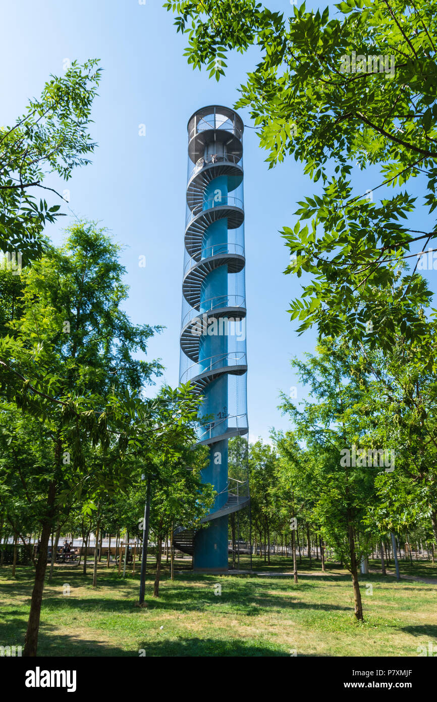 La tour d'observation en Oeliker park, Zurich, Suisse Banque D'Images