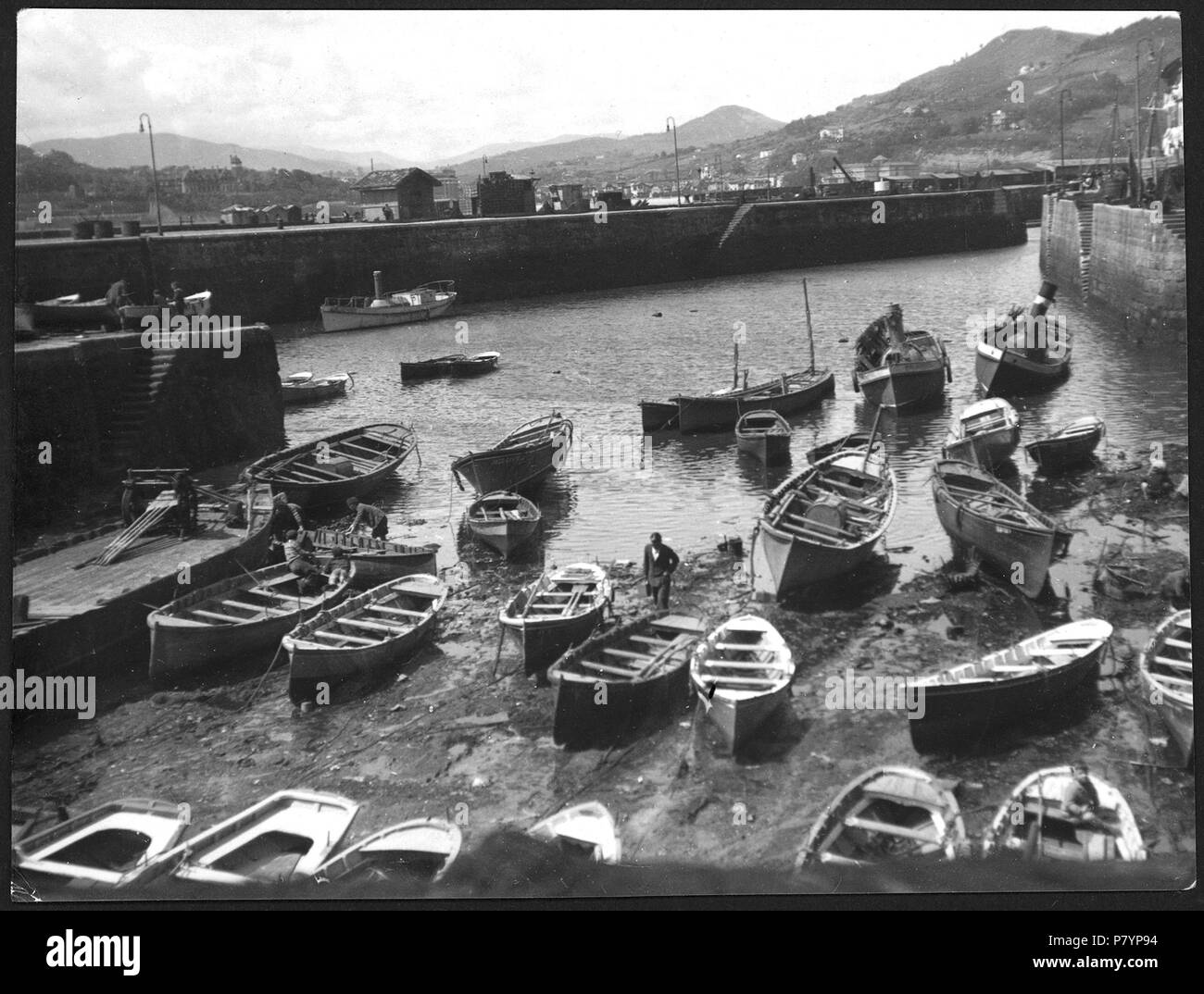Spanien, San Sebastian : Hafen ; Schiffe ï»¿ Untitled im Hafen. 1933 83 CH-NB - Spanien, San Sebastian- Hafen - Annemarie Schwarzenbach - SLA-Schwarzenbach-A-5-01-055 Banque D'Images
