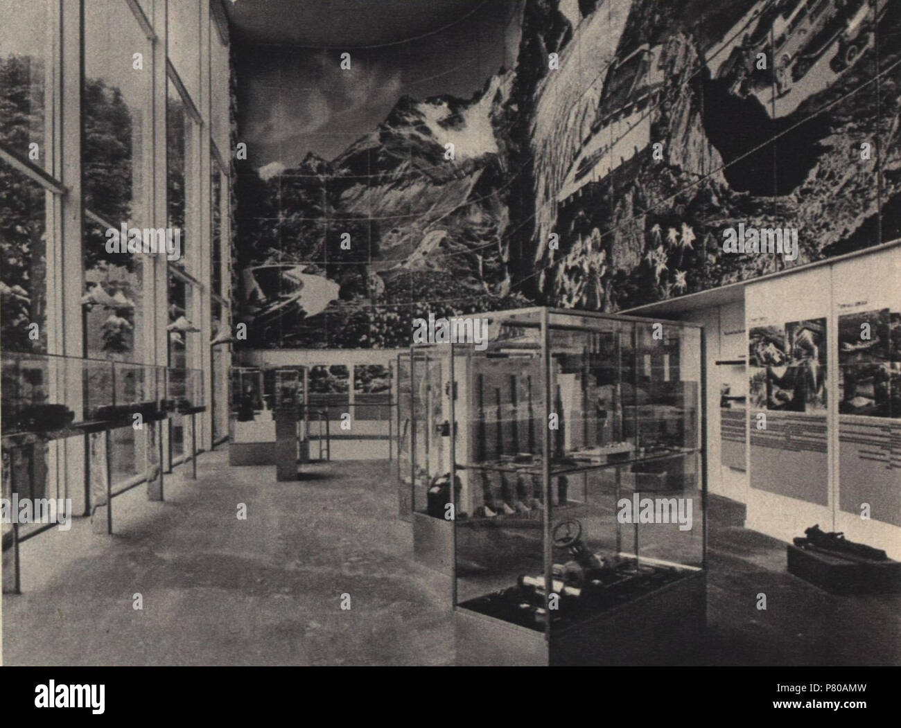 1937 Weltfachausstellung 301 Pariser Raum im Österreich-Pavillon (Exposition Internationale des Arts et Techniques dans la vie moderne) Banque D'Images