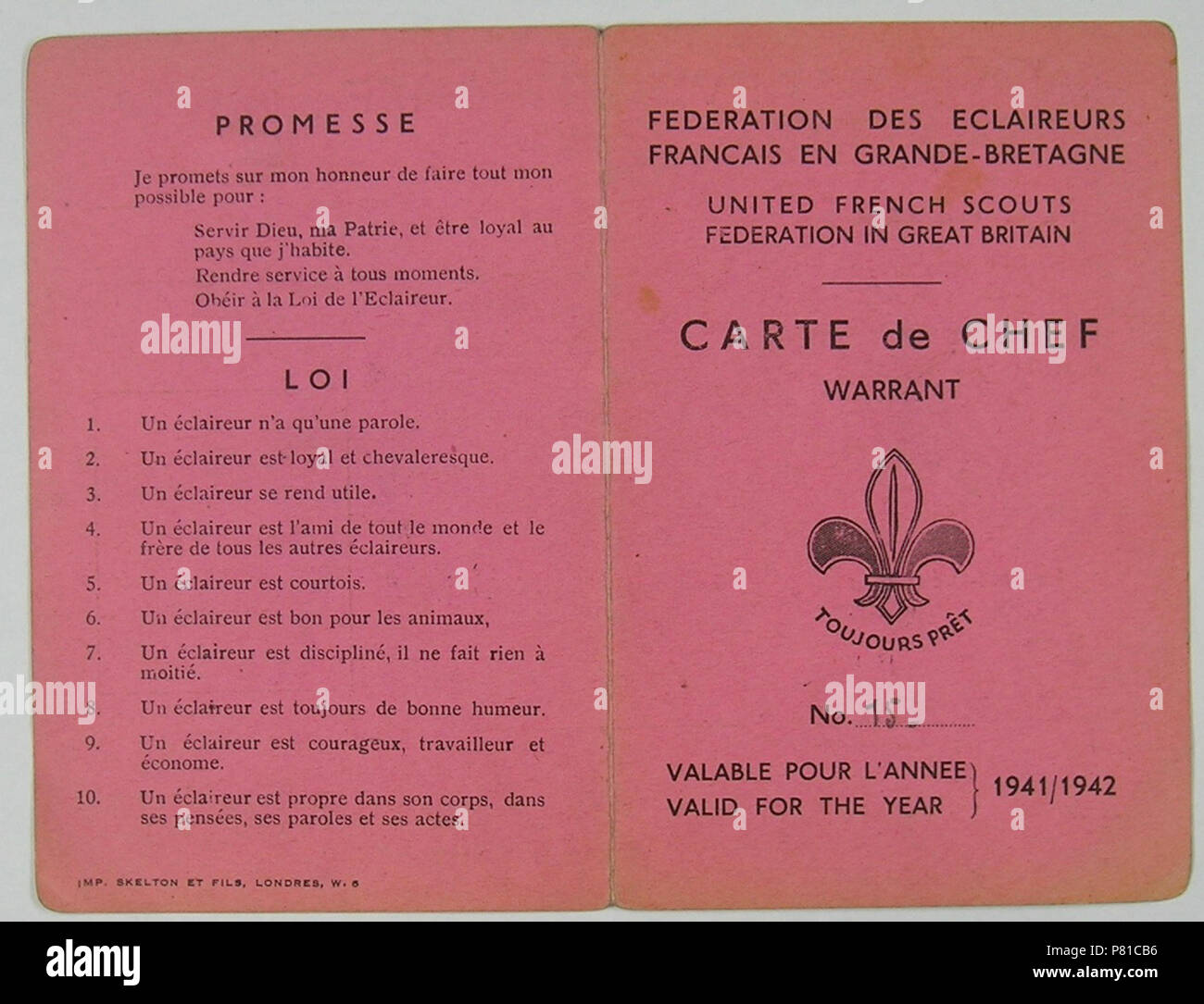 414 Éclaireurs français en Grande-Bretagne, le mouvement scout de la France libre. Carte de chef scout Banque D'Images