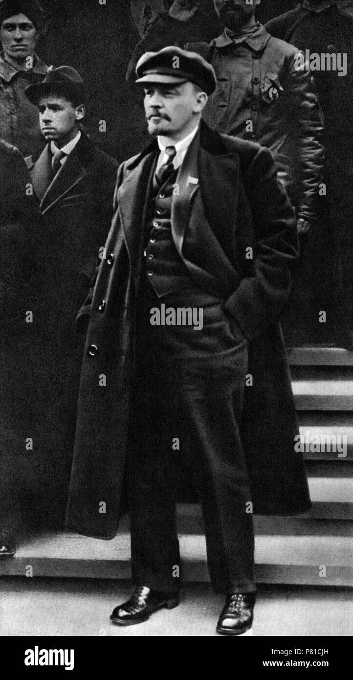 Vladimir Lénine sur la Place Rouge Le 1 mai 1919. Musée : Musée d'histoire de l'État de Moscou. Banque D'Images