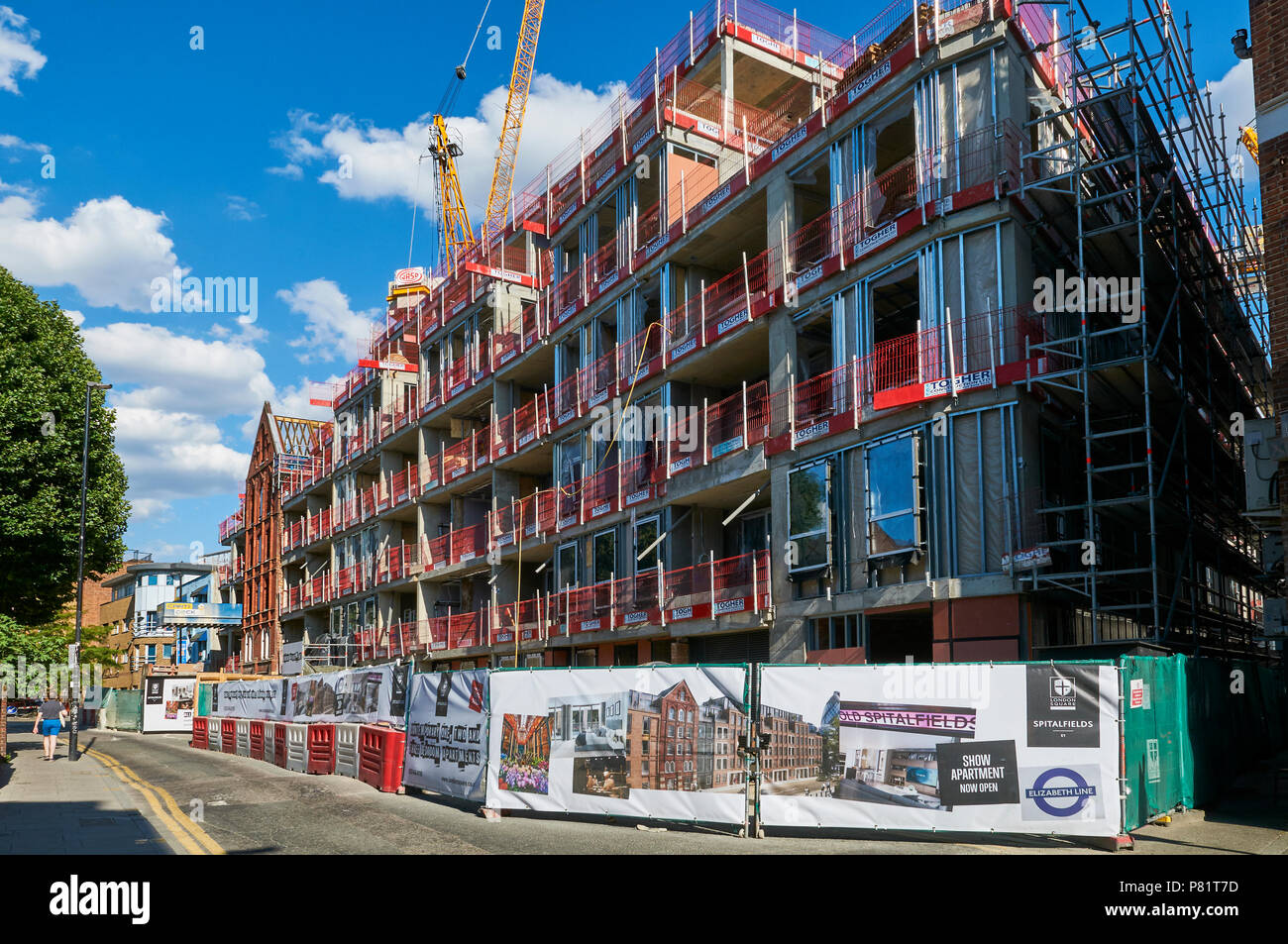 Nouveaux appartements en construction à Wentworth Street, Spitalfields, est de Londres, près de Brick Lane Banque D'Images