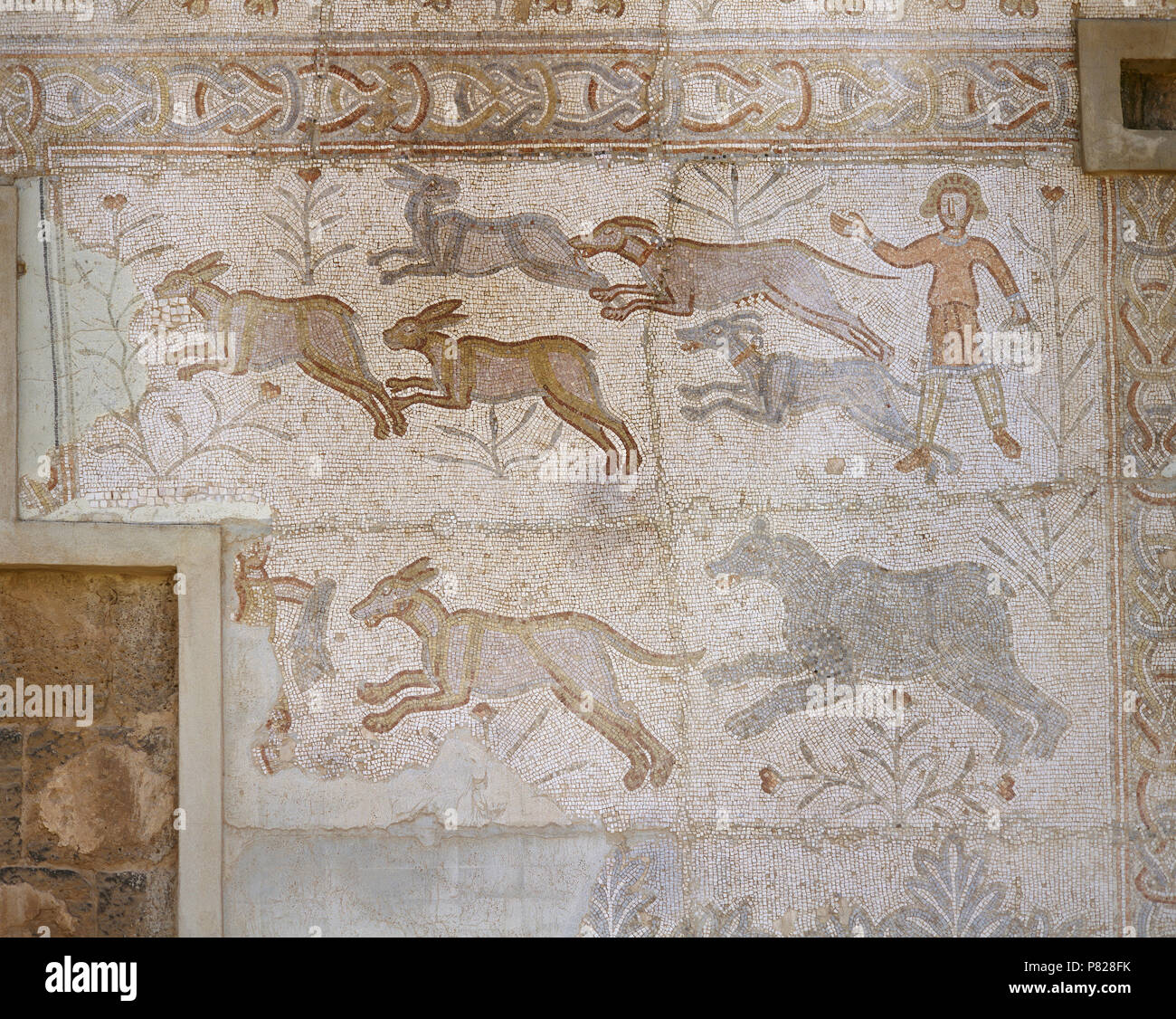 La Syrie. Bosra (Busra al-sham). District de Deraa. Mosaïque romaine, 6e siècle, découvert dans le théâtre. Scène de chasse chiens de chasse (lièvre). Banque D'Images