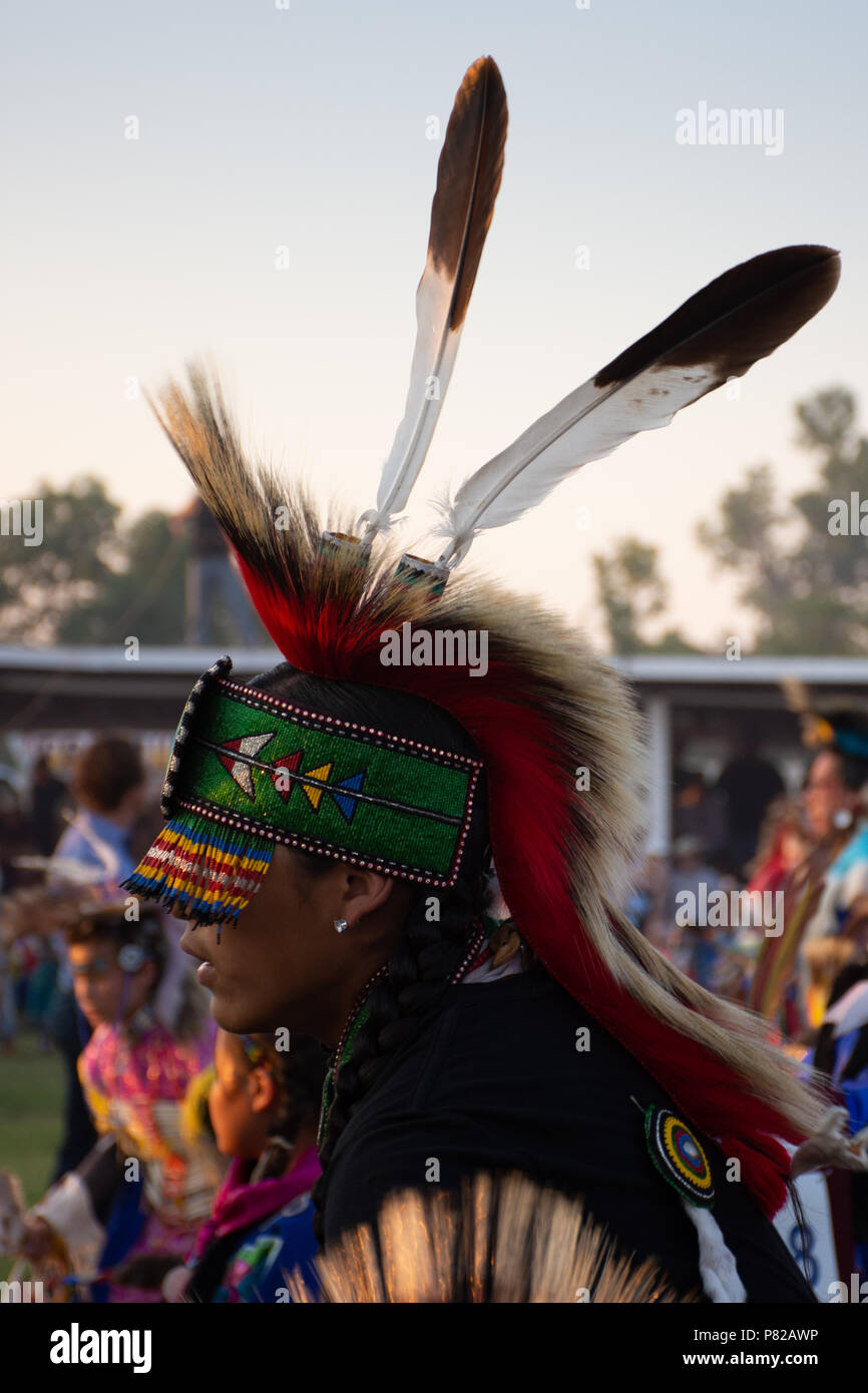 Cheveux perlés Banque de photographies et d'images à haute résolution -  Alamy