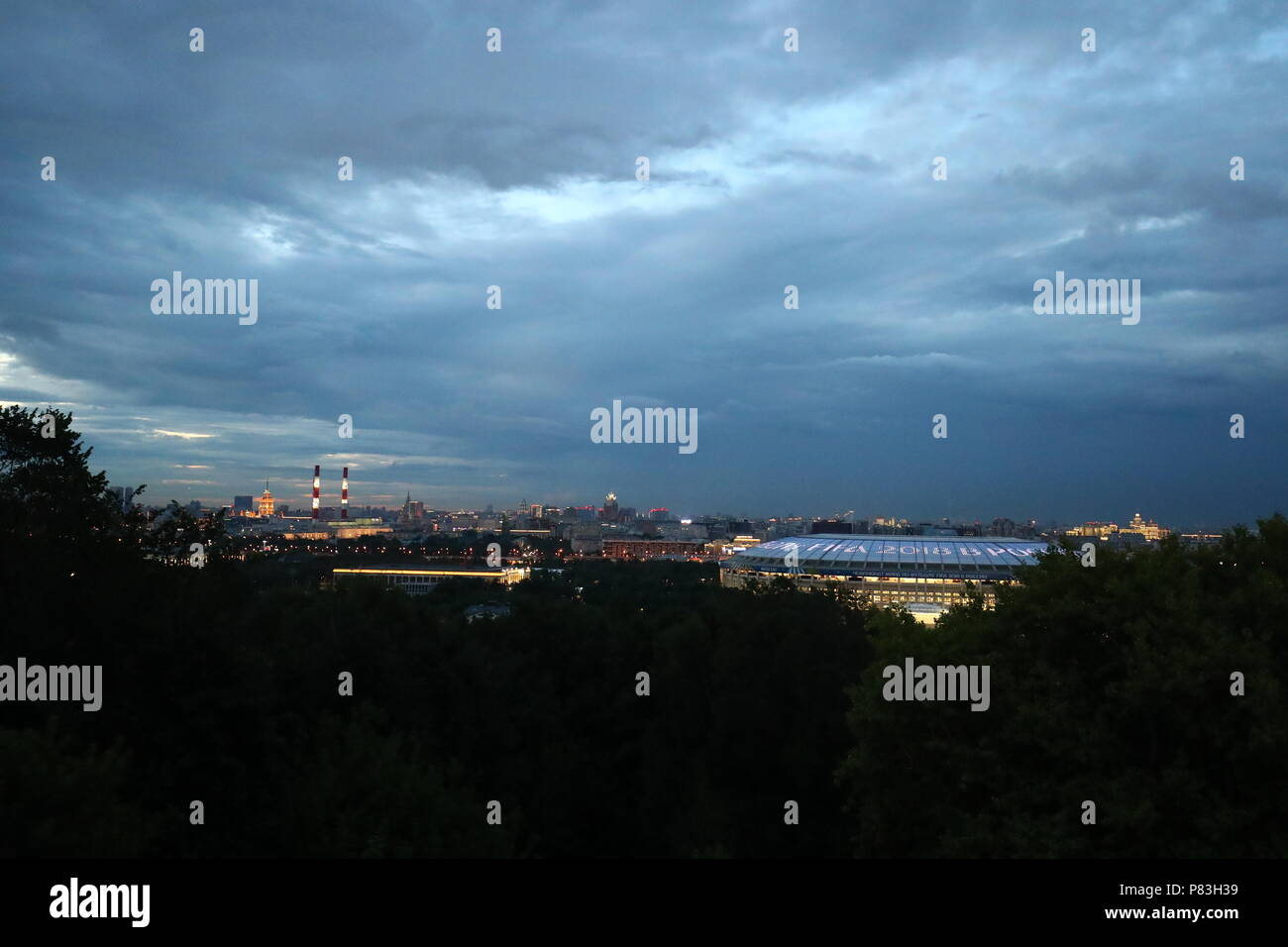 Une vue générale du stade Luzhniki de la FIFA Fan Fest à Moscou, la Russie lors de la Coupe du Monde de la Russie en 2018, le 7 juillet 2018. Mm. Kenzaburo Crédit : Matsuoka/AFLO/Alamy Live News Banque D'Images