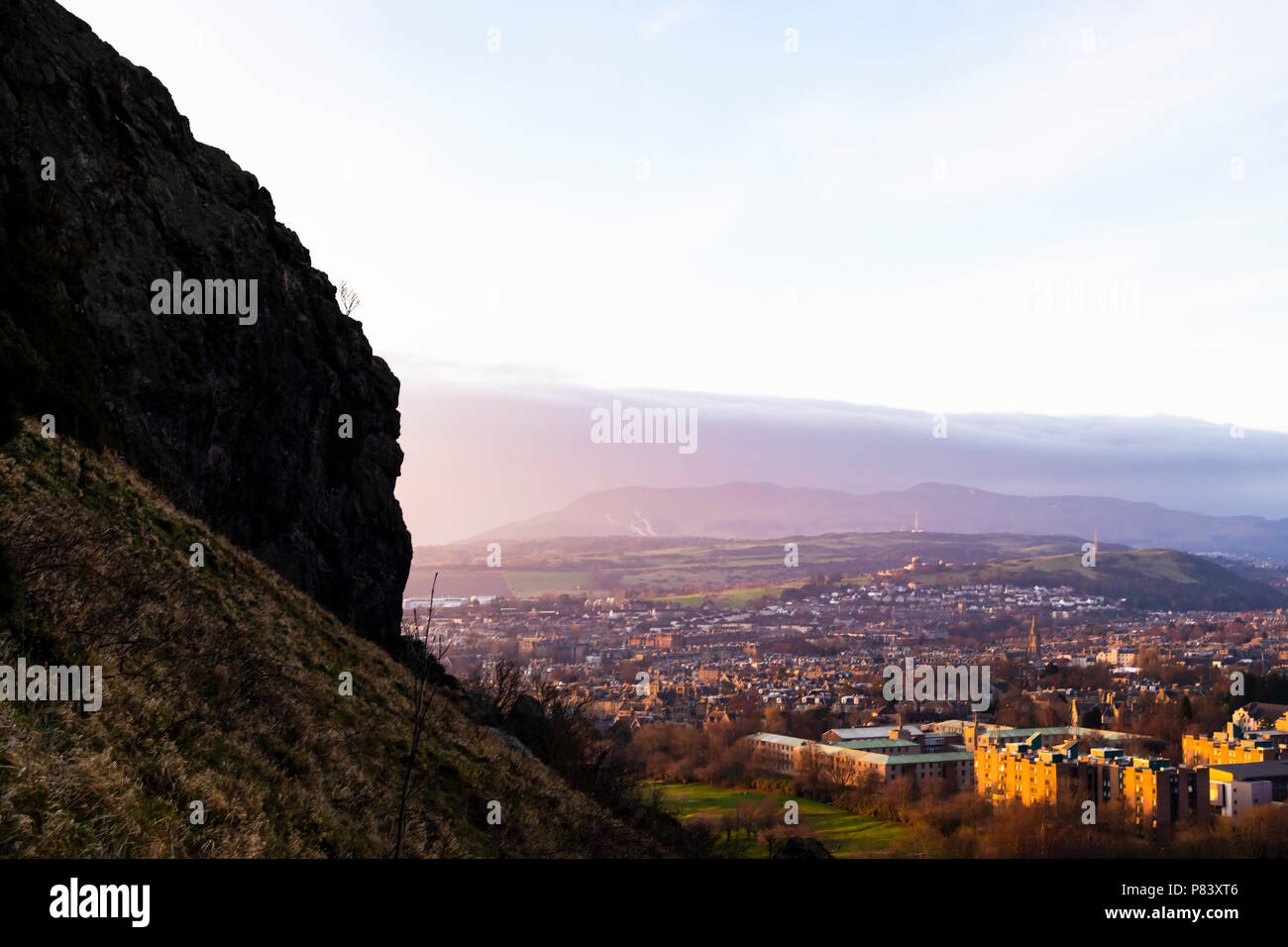 Vue paysage du siège d'Arthur et Holyrood Park à Édimbourg, Écosse, Royaume-Uni Banque D'Images